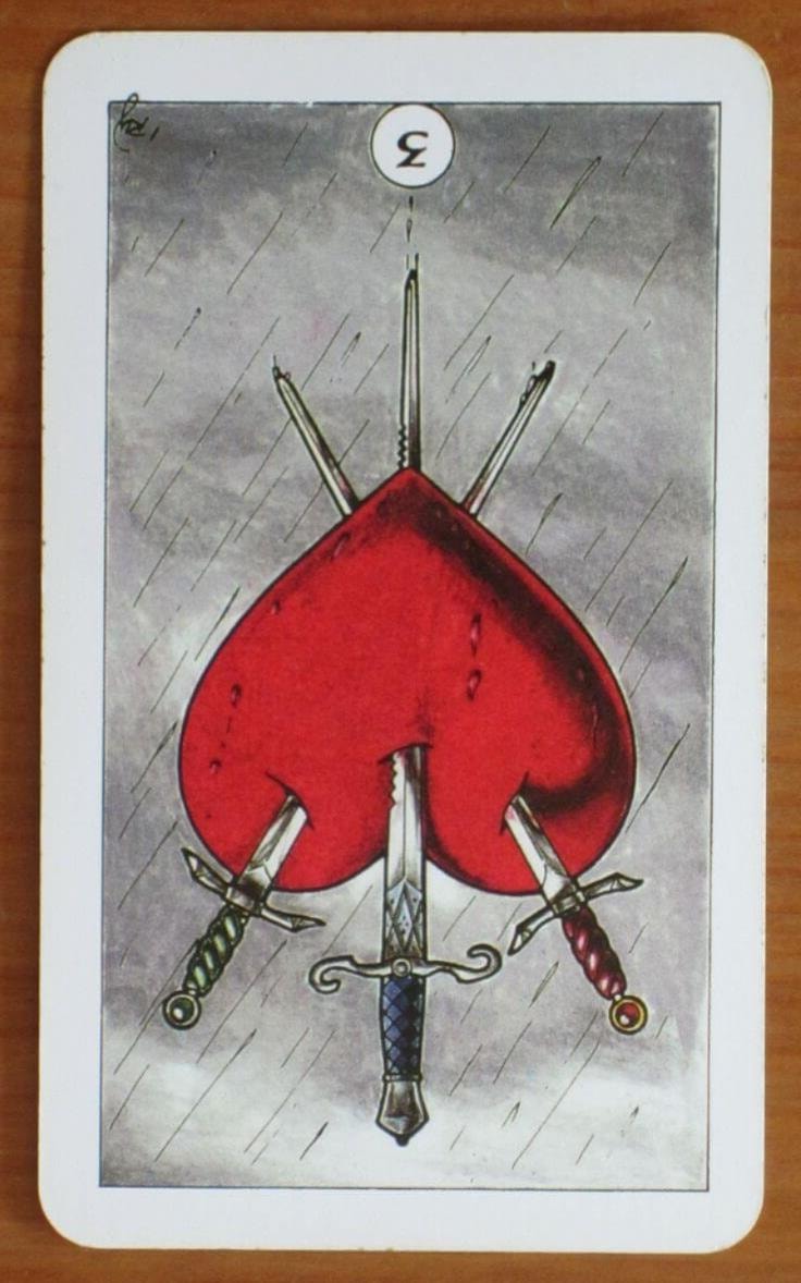 boitarot.vn-wp-content-uploads-2024-07-_y-nghia-la-bai-three-of-swords(1).jpg