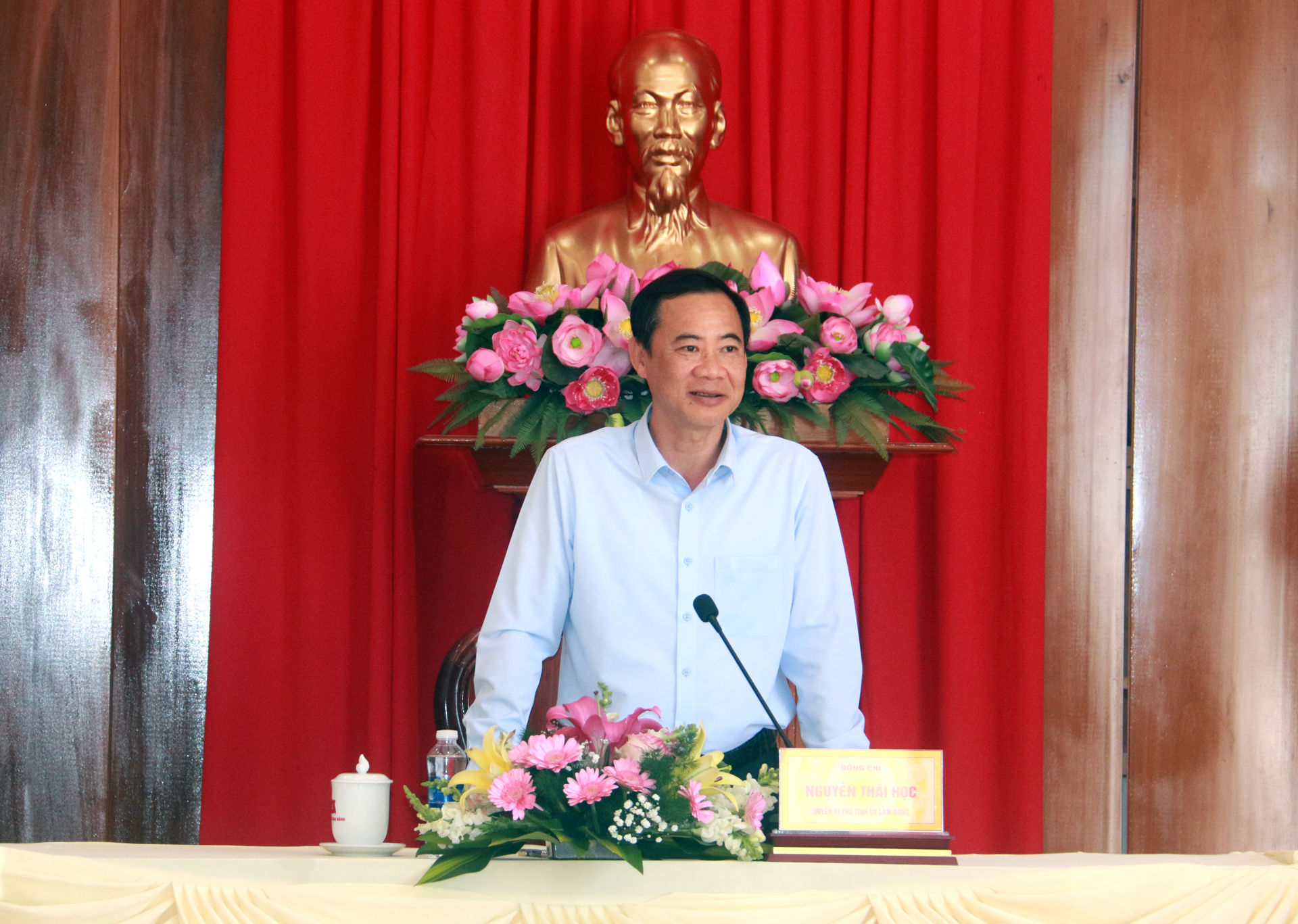 Đồng chí Nguyễn Thái Học - Quyền Bí thư Tỉnh ủy phát biểu chỉ đạo tại buổi làm việc