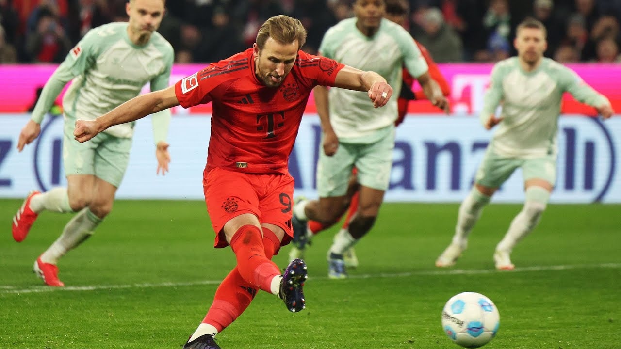 VIDEO: Harry Kane does it again! England star converts two penalties to lead red-hot Bayern Munich t - YouTube