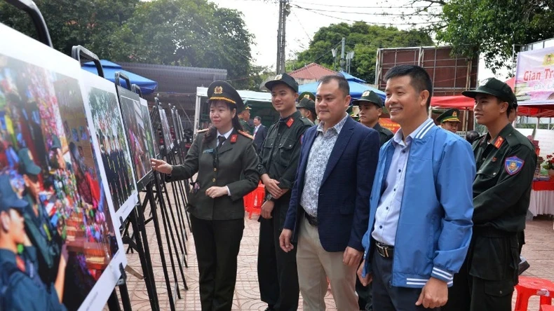 Đặc sắc Ngày thơ Việt Nam trên cao nguyên đất đỏ ảnh 6