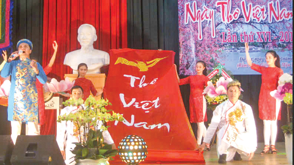 Ngày Thơ Việt Nam được tổ chức hàng năm trên cả nước. Ảnh: T.D.H