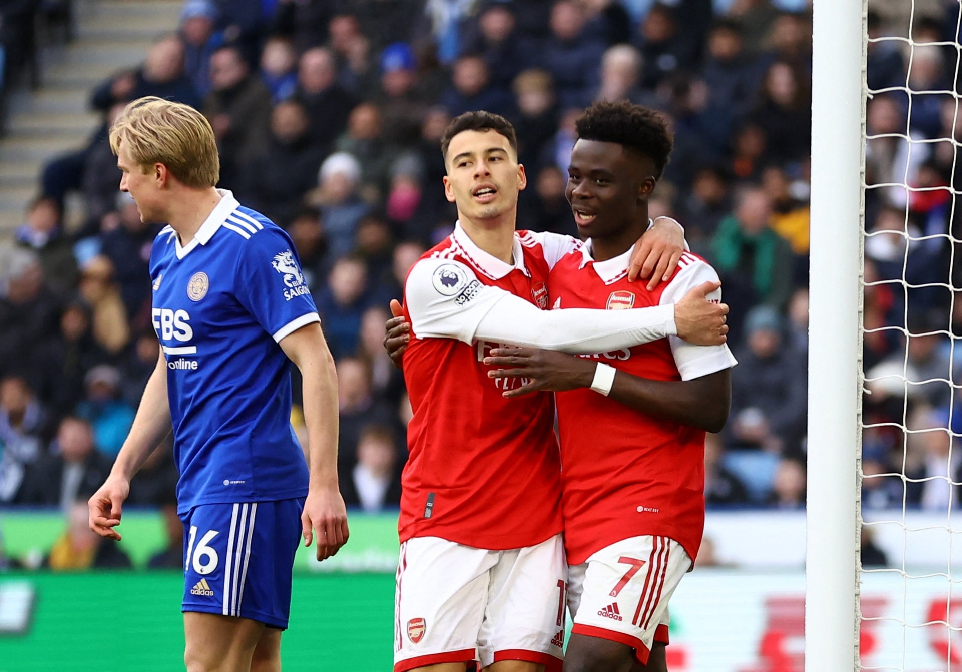 Leicester vs Arsenal: Premier League final score, result and report as Gabriel Martinelli scores winner | The Independent