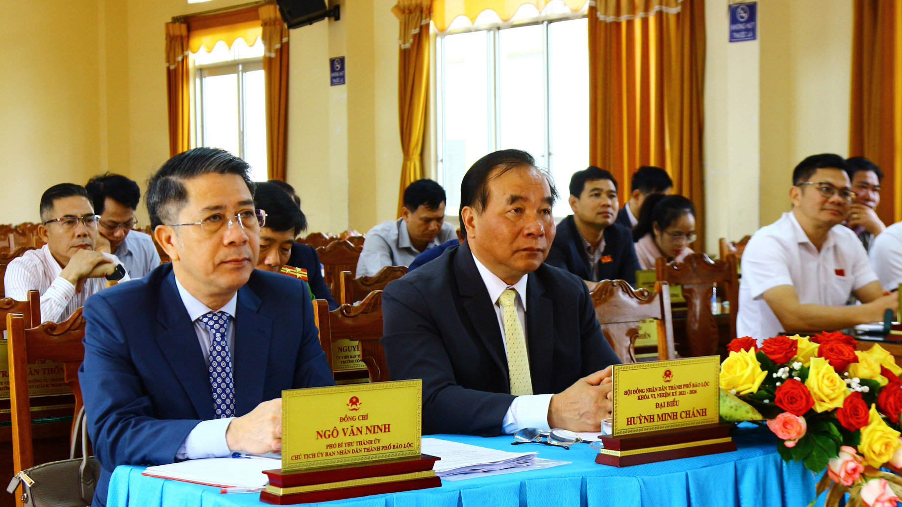 Các đại biểu tham dự Kỳ họp 
