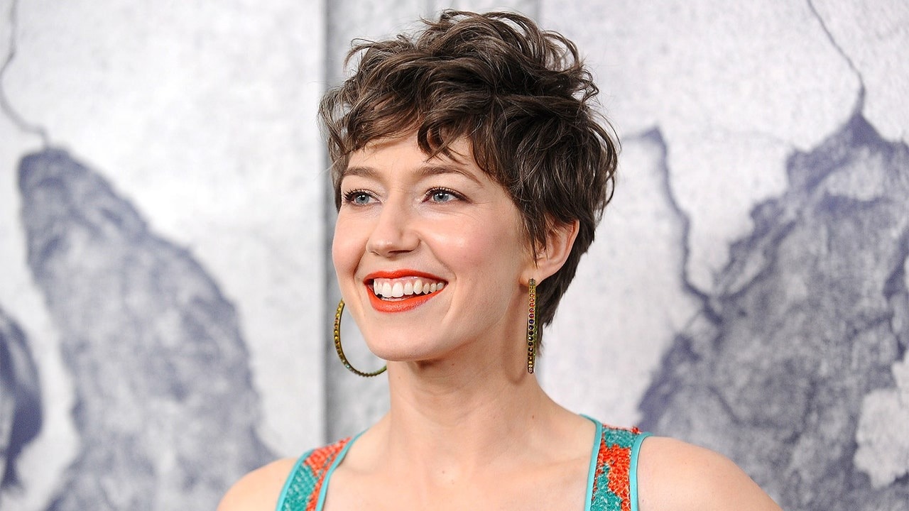 Carrie Coon thủ vai Laurie Duffy