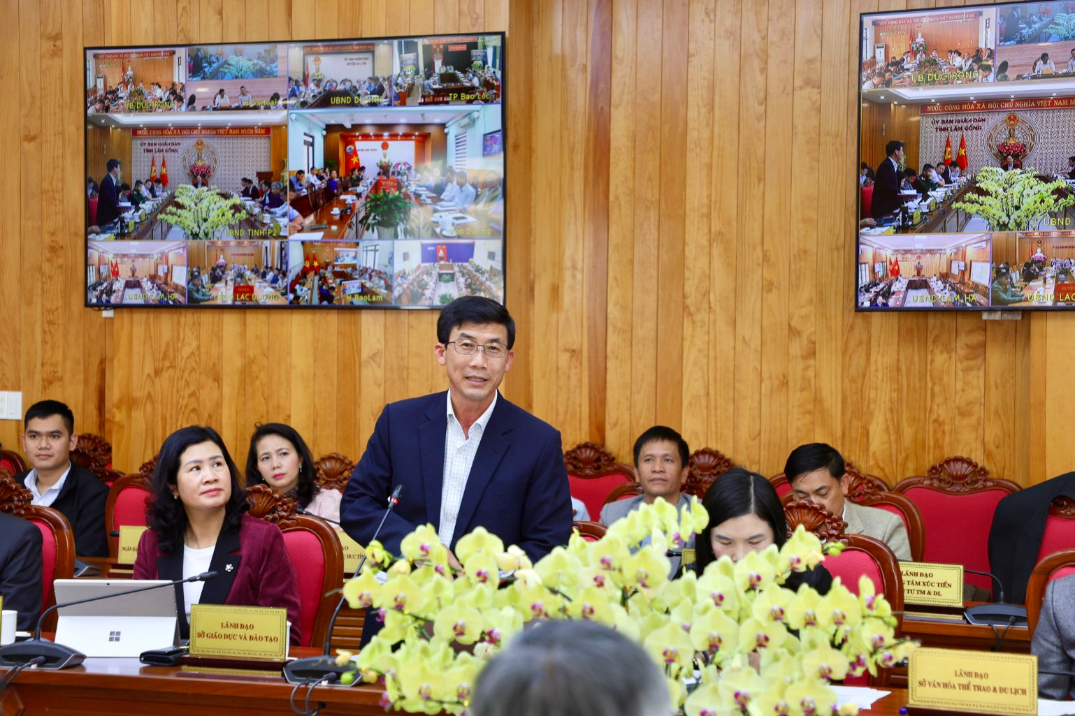 Tân Giám đốc Sở Giáo dục và Đào tạo Phạm Kim Quang, báo cáo tình hình phát triển giáo dục trọng tâm, giáo dục chất lượng cao...