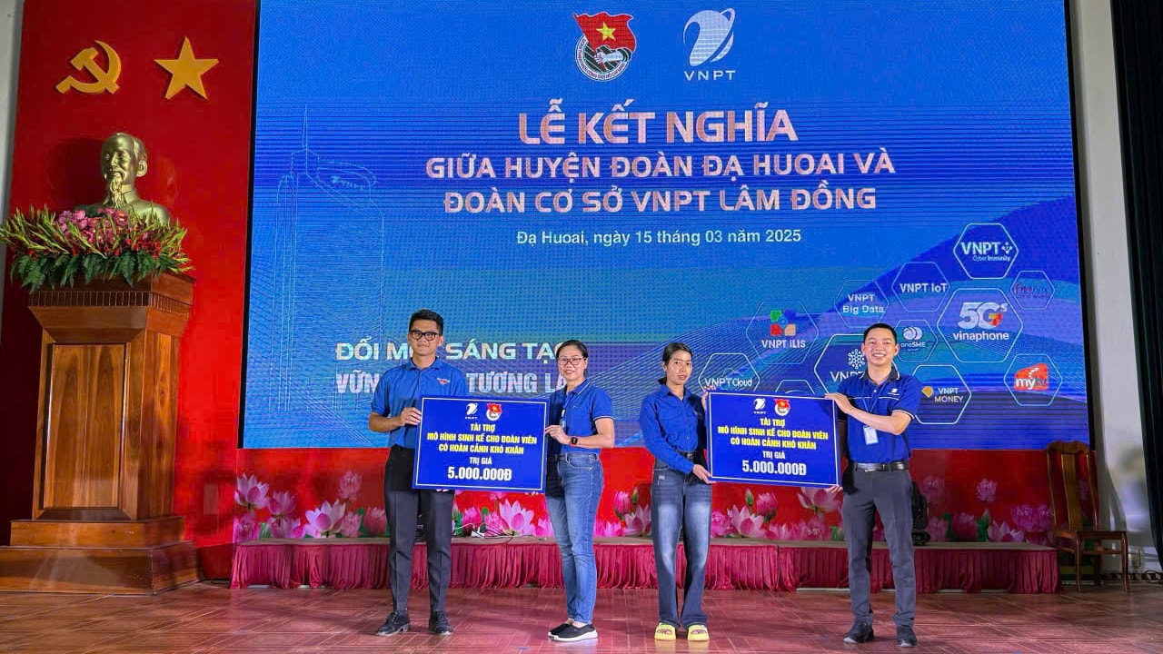 Trao sinh kế cho đoàn viên, thanh niên có hoàn cảnh khó khăn của huyện Đạ Huoai