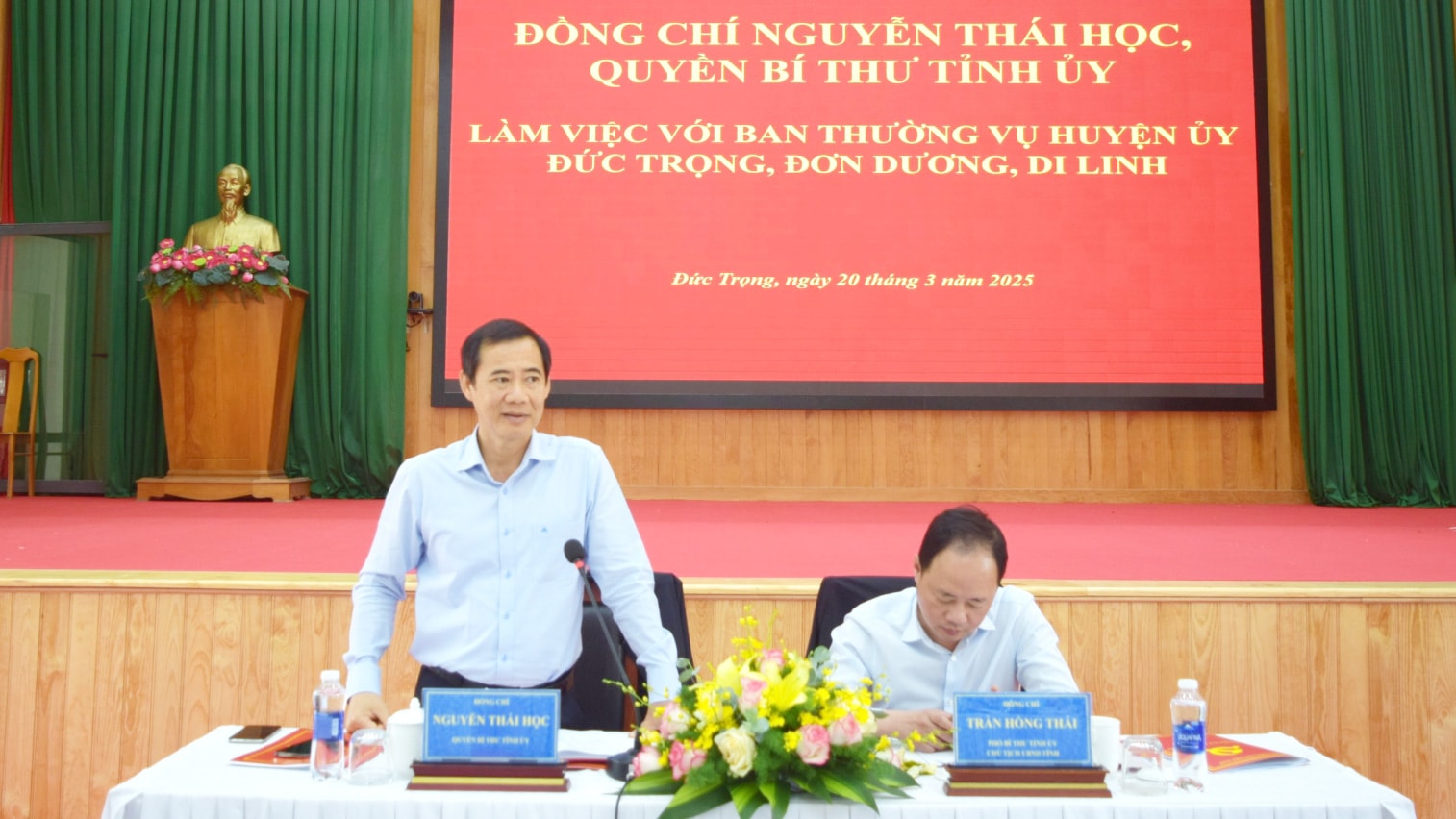 Đồng chí Nguyễn Thái Học - Quyền Bí thư Tỉnh ủy phát biểu kết luận Hội nghị
