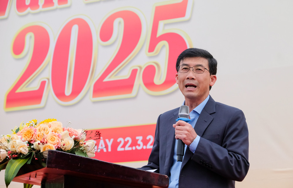 Ông Phạm Kim Quang - Giám đốc Sở GD-ĐT phát biểu tại chương trình