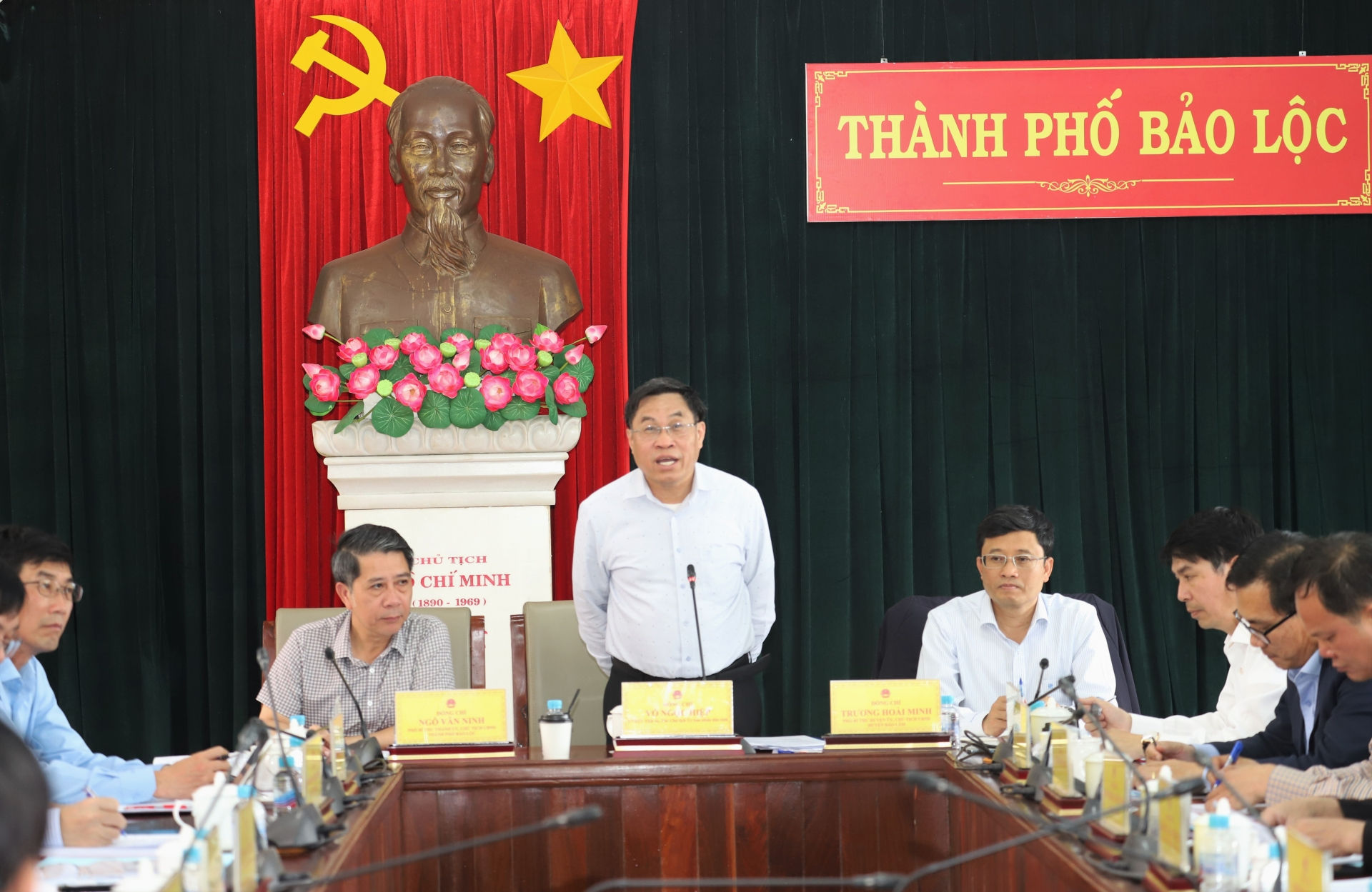 Đồng chí Võ Ngọc Hiệp - Phó Chủ tịch UBND tỉnh Lâm Đồng phát biểu chỉ đạo tại buổi làm việc.