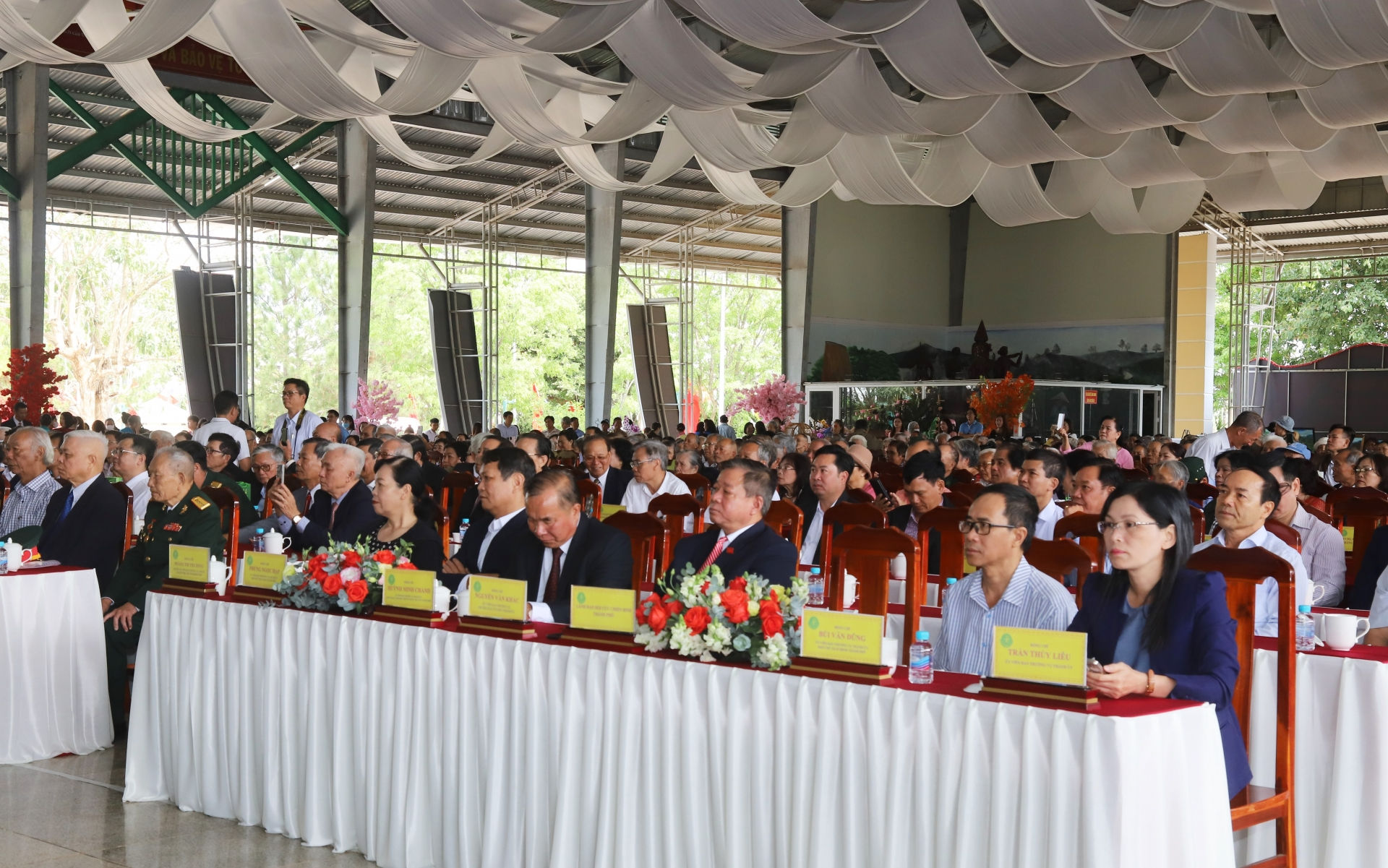 Các đại biểu dự Lễ kỷ niệm.
