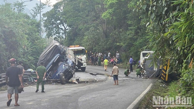 Nguyên nhân ban đầu vụ 4 ô-tô va chạm trên đèo Bảo Lộc ảnh 1