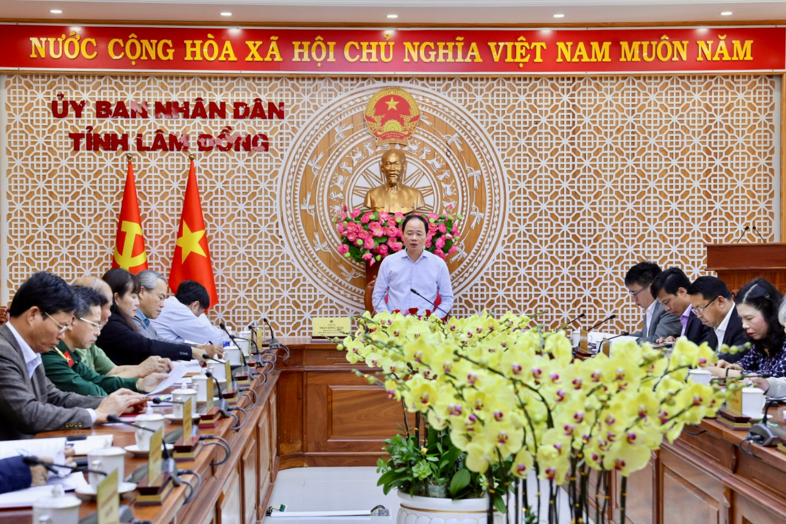 Chủ tịch UBND tỉnh Lâm Đồng Trần Hồng Thái chủ trì Hội nghị đánh giá tình hình kinh tế quý I
