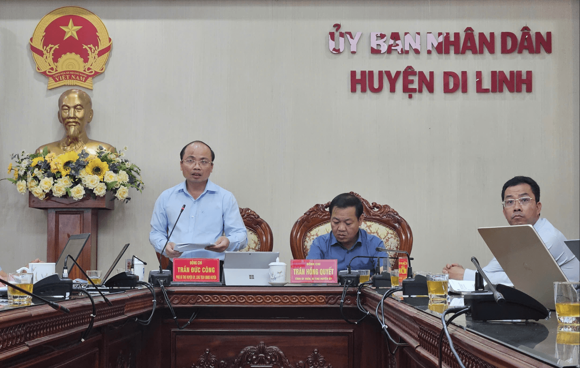 Lãnh đạo các địa phương báo cáo khó khăn, kiến nghị giải quyết vướng mắc qua cầu truyền hình
