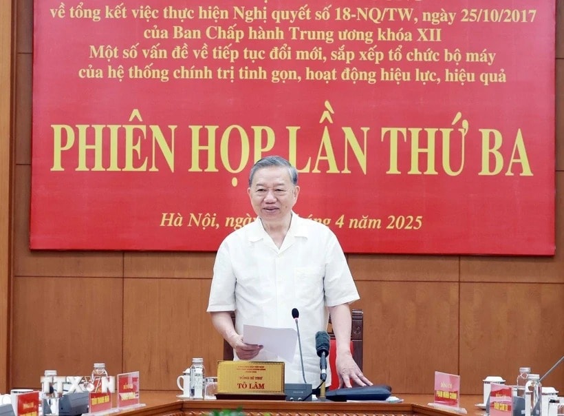 ttxvn-tong-bi-thu-chu-tri-phien.jpg