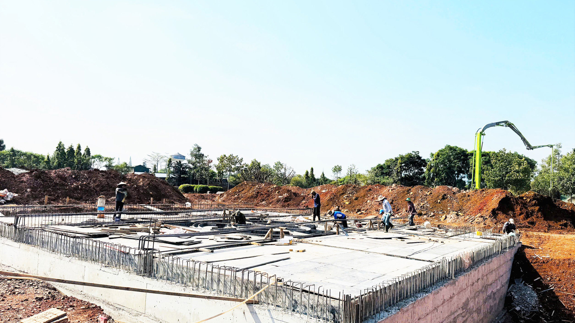 Dự án Cải tạo, nâng cấp quảng trường 28 Tháng 3 (Phường 2, TP Bảo Lộc) đang được đẩy nhanh tiến độ