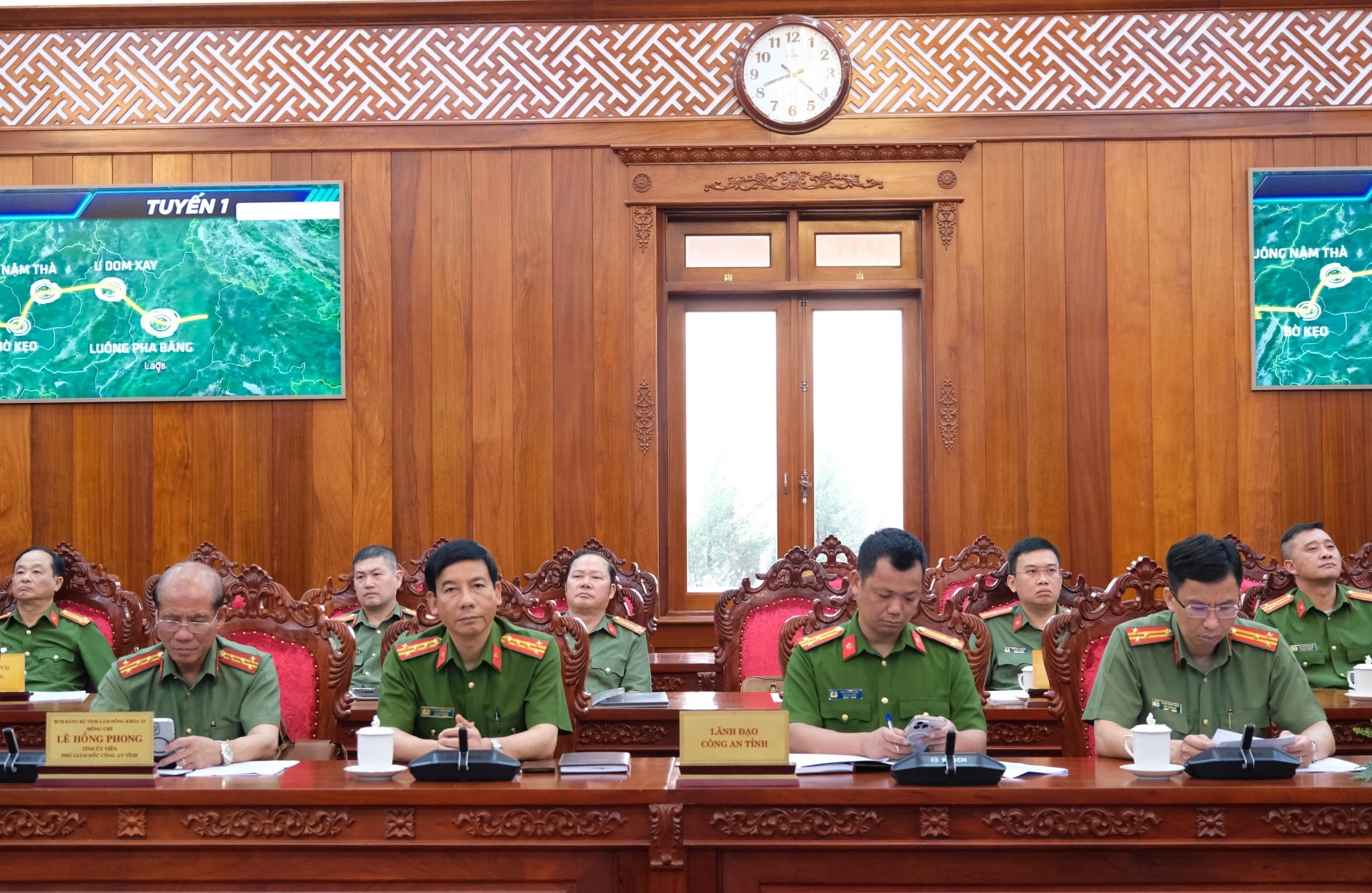Ban Giám đốc Công an tỉnh và các Phòng nghiệp vụ có liên quan tham dự Hội nghị