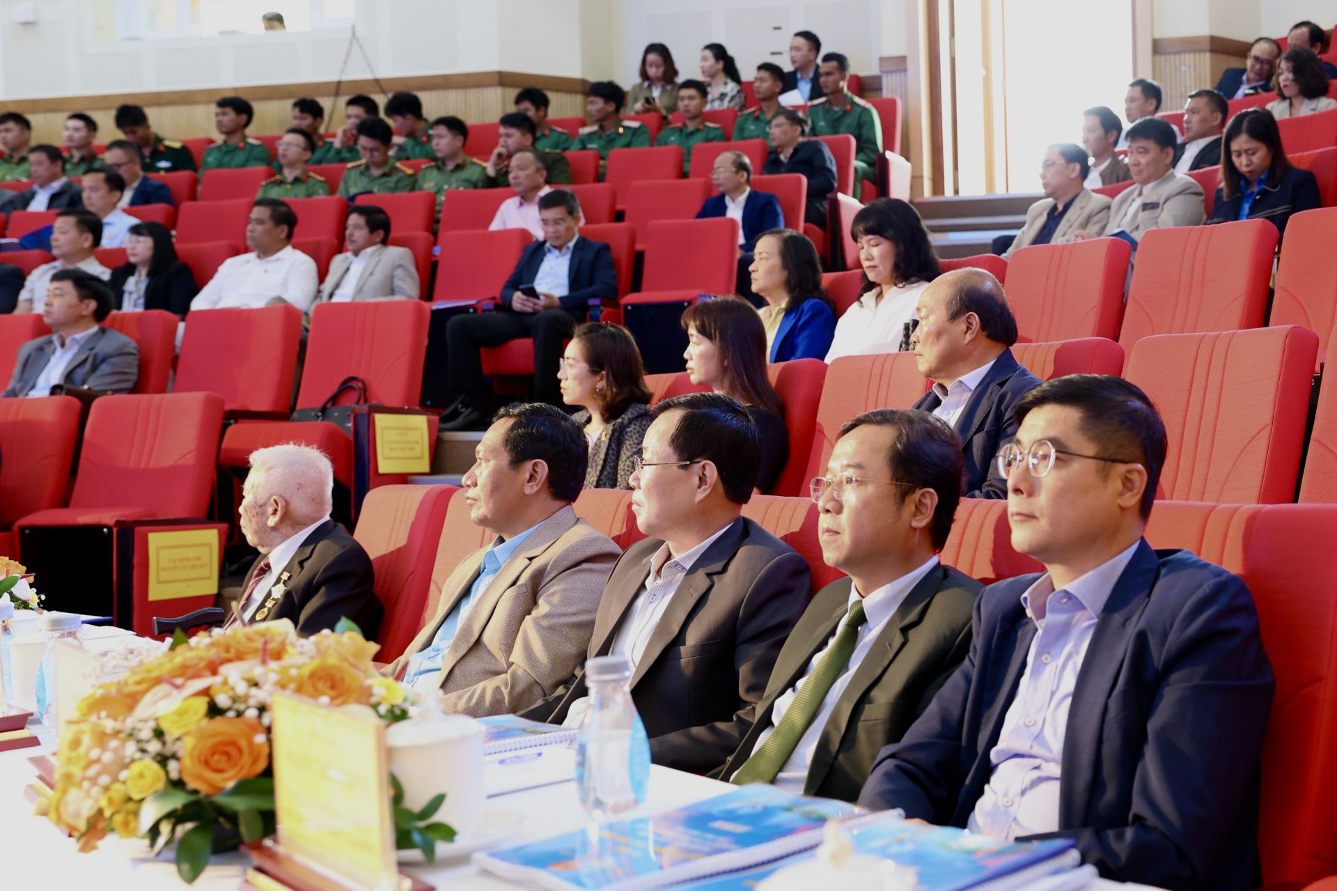 Lãnh đạo các Ban của Tỉnh uỷ, HĐND và UBMTTQVN tỉnh Lâm Đồng tham dự Hội thảo