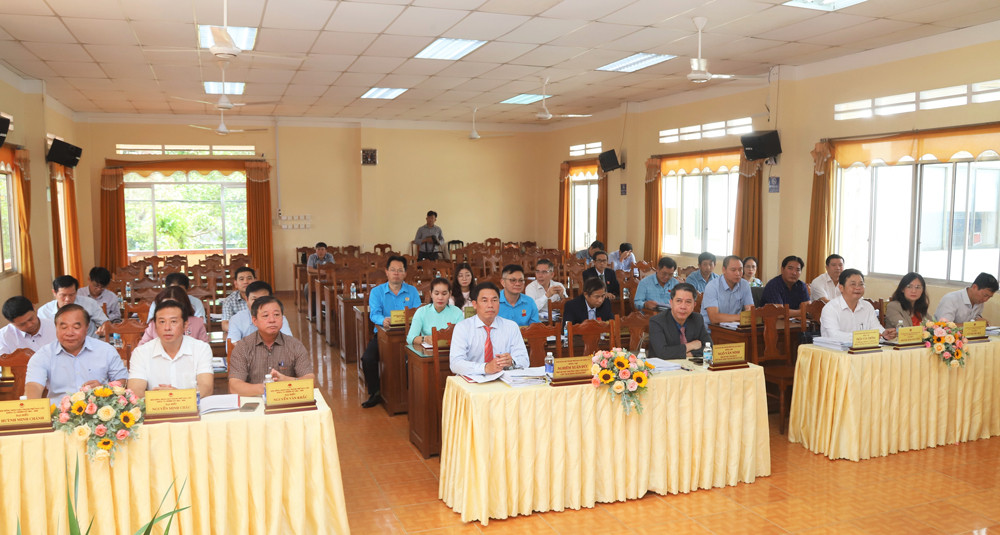 Các đại biểu dự Kỳ họp