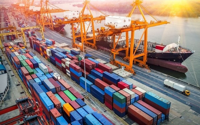 Kinh tế Việt Nam 2025: KHƠI THÔNG, SỬ DỤNG HIỆU QUẢ CÁC NGUỒN VỐN ĐẦU TƯ, THÚC ĐẨY TĂNG TRƯỞNG NHANH, BỀN VỮNG- Ảnh 9. Kinh tế Việt Nam 2025: KHƠI THÔNG, SỬ DỤNG HIỆU QUẢ CÁC NGUỒN VỐN ĐẦU TƯ, THÚC ĐẨY TĂNG TRƯỞNG NHANH, BỀN VỮNG- Ảnh 9.