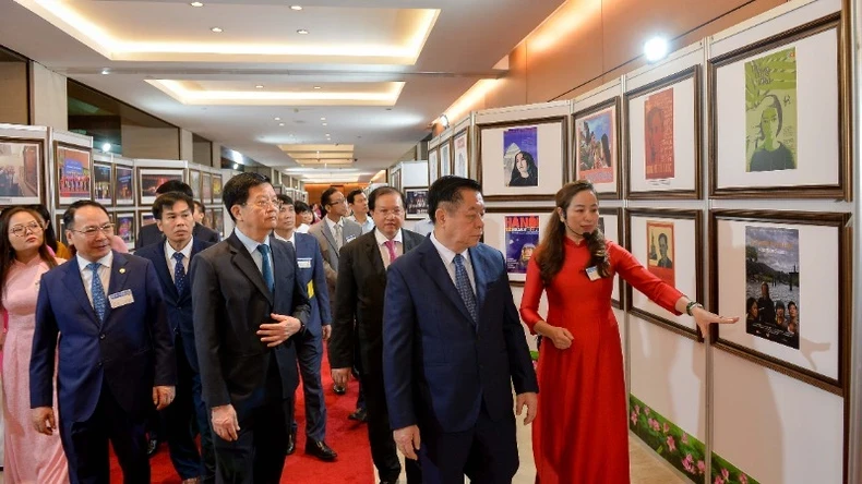 Hội nghị toàn quốc tổng kết 50 năm nền văn học, nghệ thuật sau ngày thống nhất đất nước ảnh 7