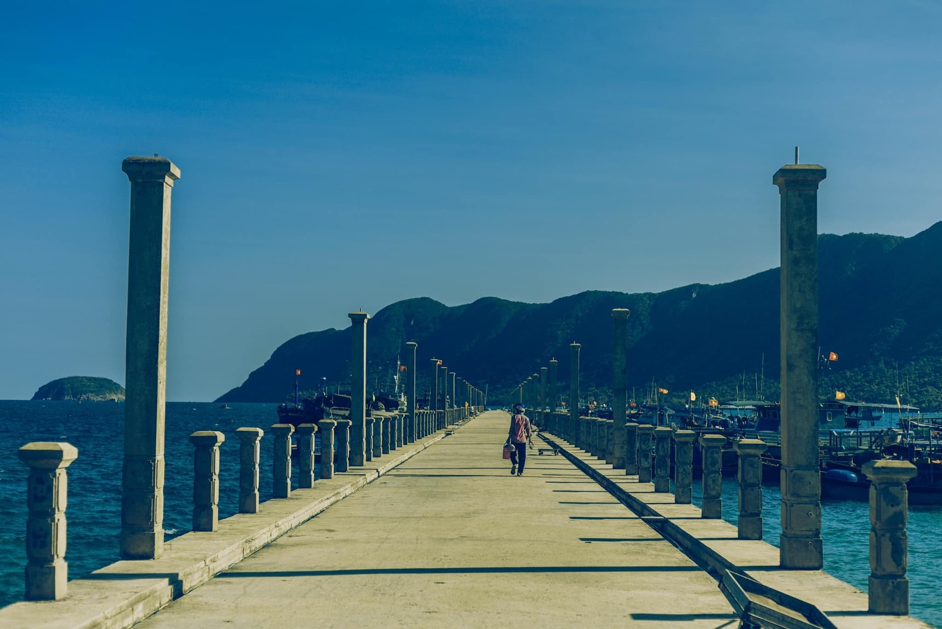 Côn Đảo không chỉ là điểm du lịch tâm linh, mà còn ấn tượng bởi khung cảnh hoang sơ. (Ảnh: Sơn Đoàn)
