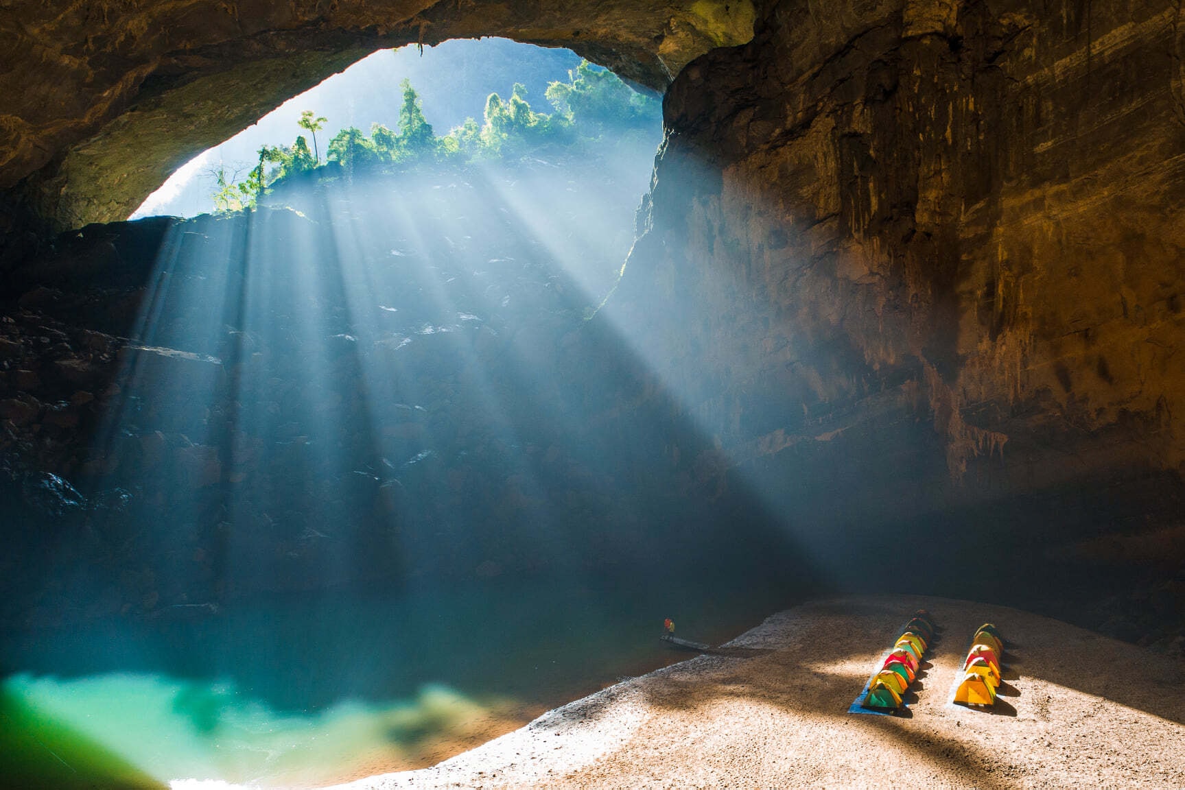 Hang Én nằm sâu trong vùng lõi Vườn Quốc gia Phong Nha – Kẻ Bàng. (Ảnh: Lan Hoàng)