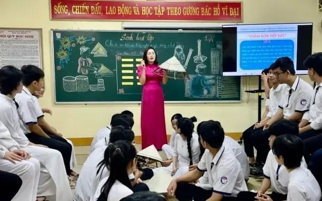 Thủ tục xét thăng hạng giáo viên trung học phổ thông hạng I