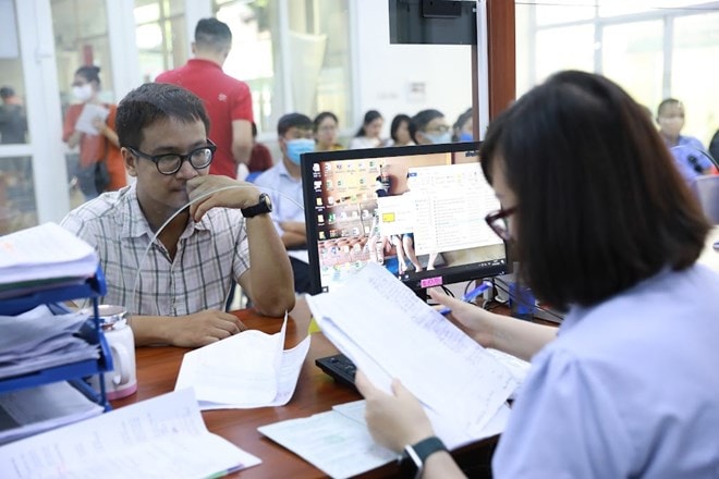 Cán bộ tự nguyện xin nghỉ việc cũng phải đánh giá