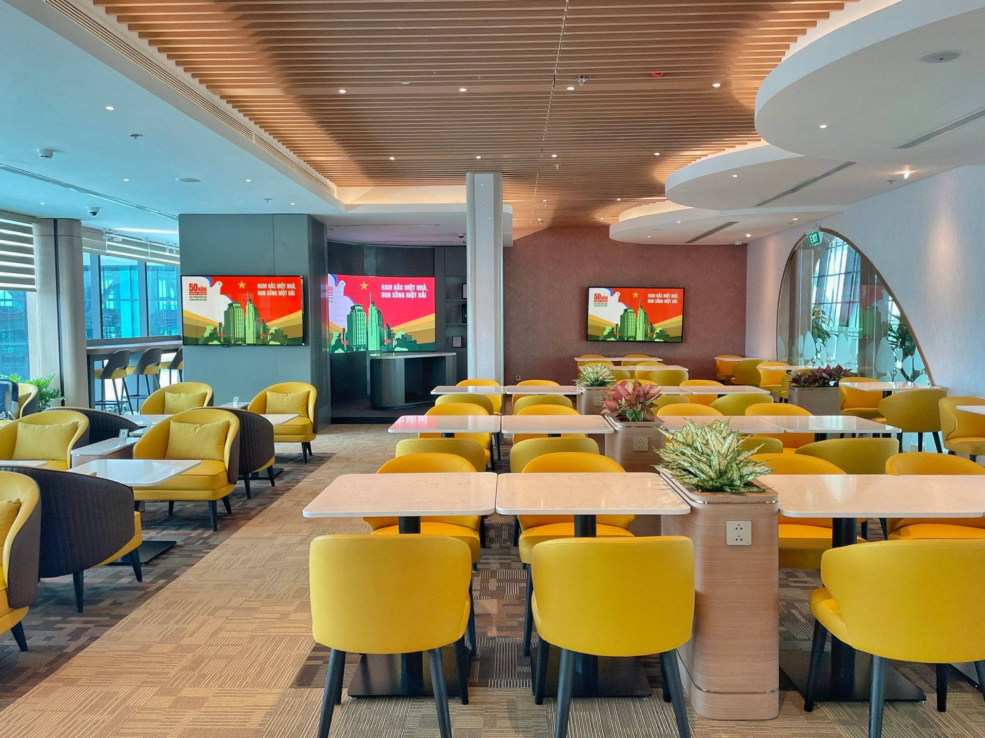Khai trương Phòng chờ Vietcombank Priority tại Nhà ga T3 Sân bay quốc tế Tân Sơn Nhất