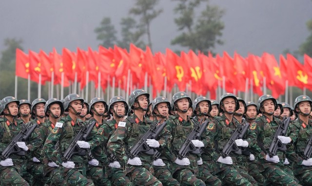 TOÀN CẢNH LỄ DIỄU BINH, DIỄU HÀNH KỶ NIỆM 50 NGÀY GIẢI PHÓNG MIỀN NAM, THỐNG NHẤT ĐẤT NƯỚC: HÀO HÙNG ĐI GIỮA LÒNG NHÂN DÂN- Ảnh 116. TOÀN CẢNH LỄ DIỄU BINH, DIỄU HÀNH KỶ NIỆM 50 NGÀY GIẢI PHÓNG MIỀN NAM, THỐNG NHẤT ĐẤT NƯỚC: HÀO HÙNG ĐI GIỮA LÒNG NHÂN DÂN- Ảnh 116.