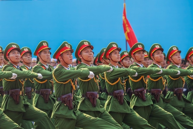 TOÀN CẢNH LỄ DIỄU BINH, DIỄU HÀNH KỶ NIỆM 50 NGÀY GIẢI PHÓNG MIỀN NAM, THỐNG NHẤT ĐẤT NƯỚC: HÀO HÙNG ĐI GIỮA LÒNG NHÂN DÂN- Ảnh 51. TOÀN CẢNH LỄ DIỄU BINH, DIỄU HÀNH KỶ NIỆM 50 NGÀY GIẢI PHÓNG MIỀN NAM, THỐNG NHẤT ĐẤT NƯỚC: HÀO HÙNG ĐI GIỮA LÒNG NHÂN DÂN- Ảnh 51.