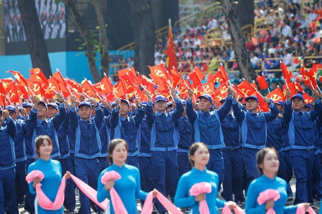 TOÀN CẢNH LỄ DIỄU BINH, DIỄU HÀNH KỶ NIỆM 50 NGÀY GIẢI PHÓNG MIỀN NAM, THỐNG NHẤT ĐẤT NƯỚC: HÀO HÙNG ĐI GIỮA LÒNG NHÂN DÂN- Ảnh 68. TOÀN CẢNH LỄ DIỄU BINH, DIỄU HÀNH KỶ NIỆM 50 NGÀY GIẢI PHÓNG MIỀN NAM, THỐNG NHẤT ĐẤT NƯỚC: HÀO HÙNG ĐI GIỮA LÒNG NHÂN DÂN- Ảnh 68.