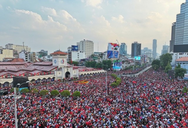 TOÀN CẢNH LỄ DIỄU BINH, DIỄU HÀNH KỶ NIỆM 50 NGÀY GIẢI PHÓNG MIỀN NAM, THỐNG NHẤT ĐẤT NƯỚC: HÀO HÙNG ĐI GIỮA LÒNG NHÂN DÂN- Ảnh 91. TOÀN CẢNH LỄ DIỄU BINH, DIỄU HÀNH KỶ NIỆM 50 NGÀY GIẢI PHÓNG MIỀN NAM, THỐNG NHẤT ĐẤT NƯỚC: HÀO HÙNG ĐI GIỮA LÒNG NHÂN DÂN- Ảnh 91.