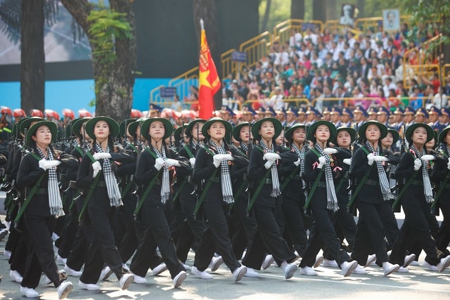 TOÀN CẢNH LỄ DIỄU BINH, DIỄU HÀNH KỶ NIỆM 50 NGÀY GIẢI PHÓNG MIỀN NAM, THỐNG NHẤT ĐẤT NƯỚC: HÀO HÙNG ĐI GIỮA LÒNG NHÂN DÂN- Ảnh 44. TOÀN CẢNH LỄ DIỄU BINH, DIỄU HÀNH KỶ NIỆM 50 NGÀY GIẢI PHÓNG MIỀN NAM, THỐNG NHẤT ĐẤT NƯỚC: HÀO HÙNG ĐI GIỮA LÒNG NHÂN DÂN- Ảnh 44.