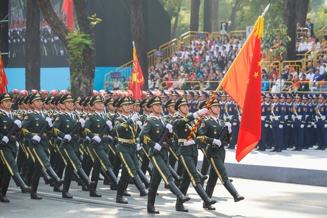 TOÀN CẢNH LỄ DIỄU BINH, DIỄU HÀNH KỶ NIỆM 50 NGÀY GIẢI PHÓNG MIỀN NAM, THỐNG NHẤT ĐẤT NƯỚC: HÀO HÙNG ĐI GIỮA LÒNG NHÂN DÂN- Ảnh 40. TOÀN CẢNH LỄ DIỄU BINH, DIỄU HÀNH KỶ NIỆM 50 NGÀY GIẢI PHÓNG MIỀN NAM, THỐNG NHẤT ĐẤT NƯỚC: HÀO HÙNG ĐI GIỮA LÒNG NHÂN DÂN- Ảnh 40.