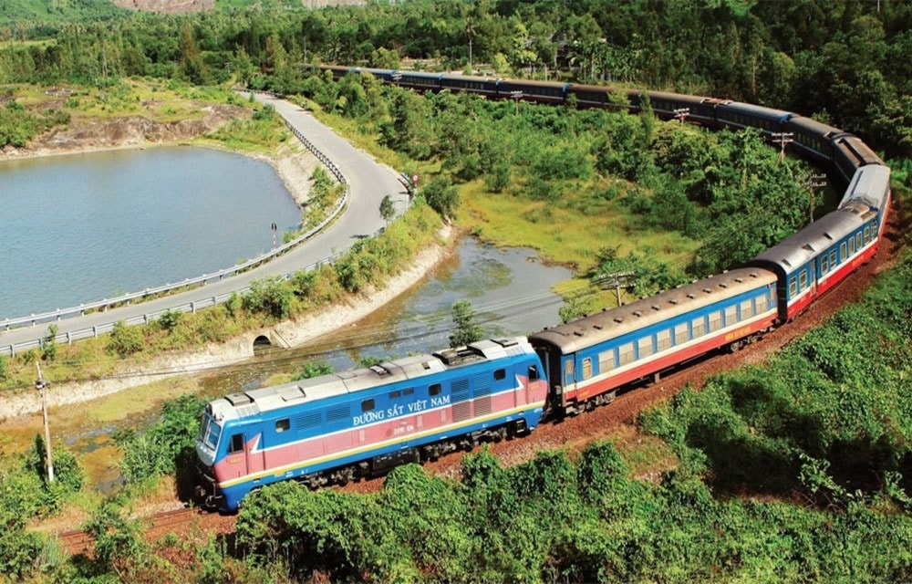 Đẩy nhanh tiến độ dự án đường sắt Lào Cai Hà Nội Hải Phòng