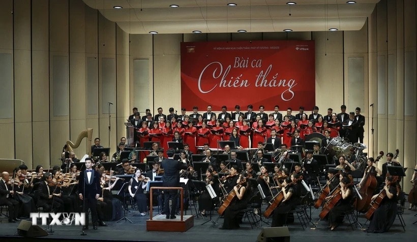 Một tiết mục nghệ thuật tại chương trình. (Ảnh: Phạm Kiên/TTXVN)