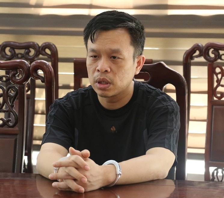 Đối tượng Hoàng Tứ Trạch.