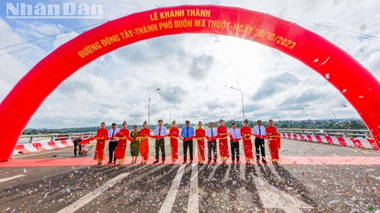 Thành phố Buôn Ma Thuột - dấu ấn một nhiệm kỳ ảnh 1