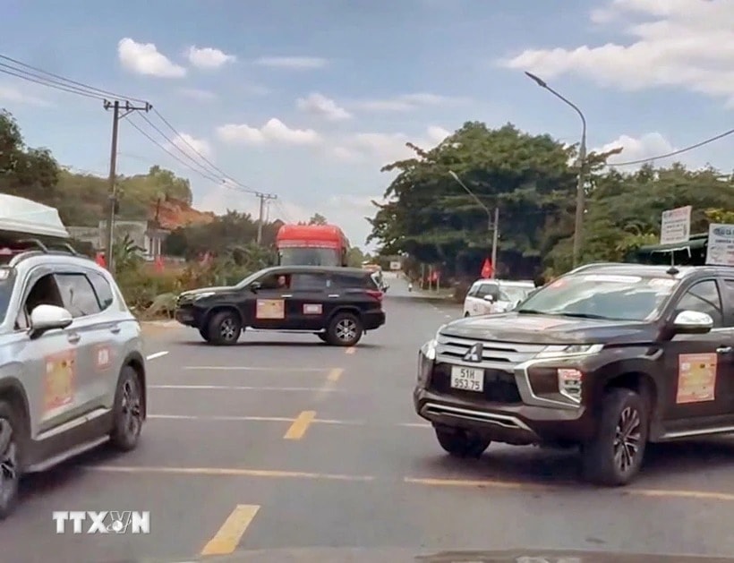 ttxvn-xe-doanh-nhan-lam-dong.jpg.jpg