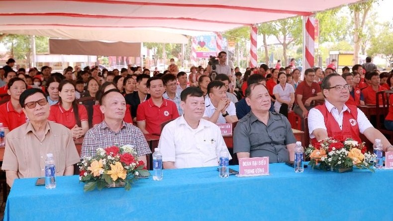 Nhiều hoạt động thiết thực ở Đắk Lắk hưởng ứng “Tháng Nhân đạo” năm 2025 ảnh 1