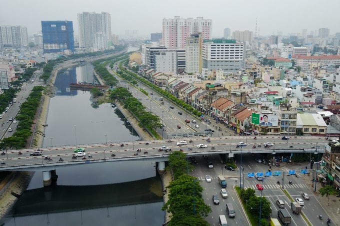 Đường Võ Văn Kiệt, TP HCM. Ảnh: Như Quỳnh