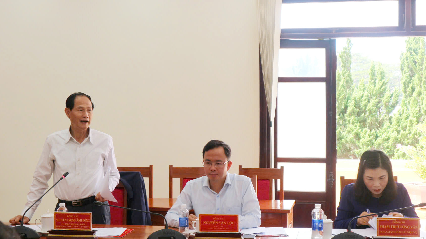 Đồng chí Nguyễn Trọng Ánh Đông - Trưởng Ban Tổ chức Tỉnh uỷ thông tin một số nội dung quan trọng tại buổi làm việc