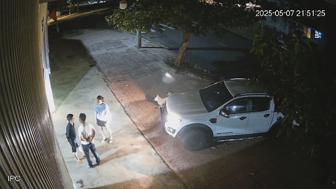 video_download_1746664630469_1746779071246-1-.gif