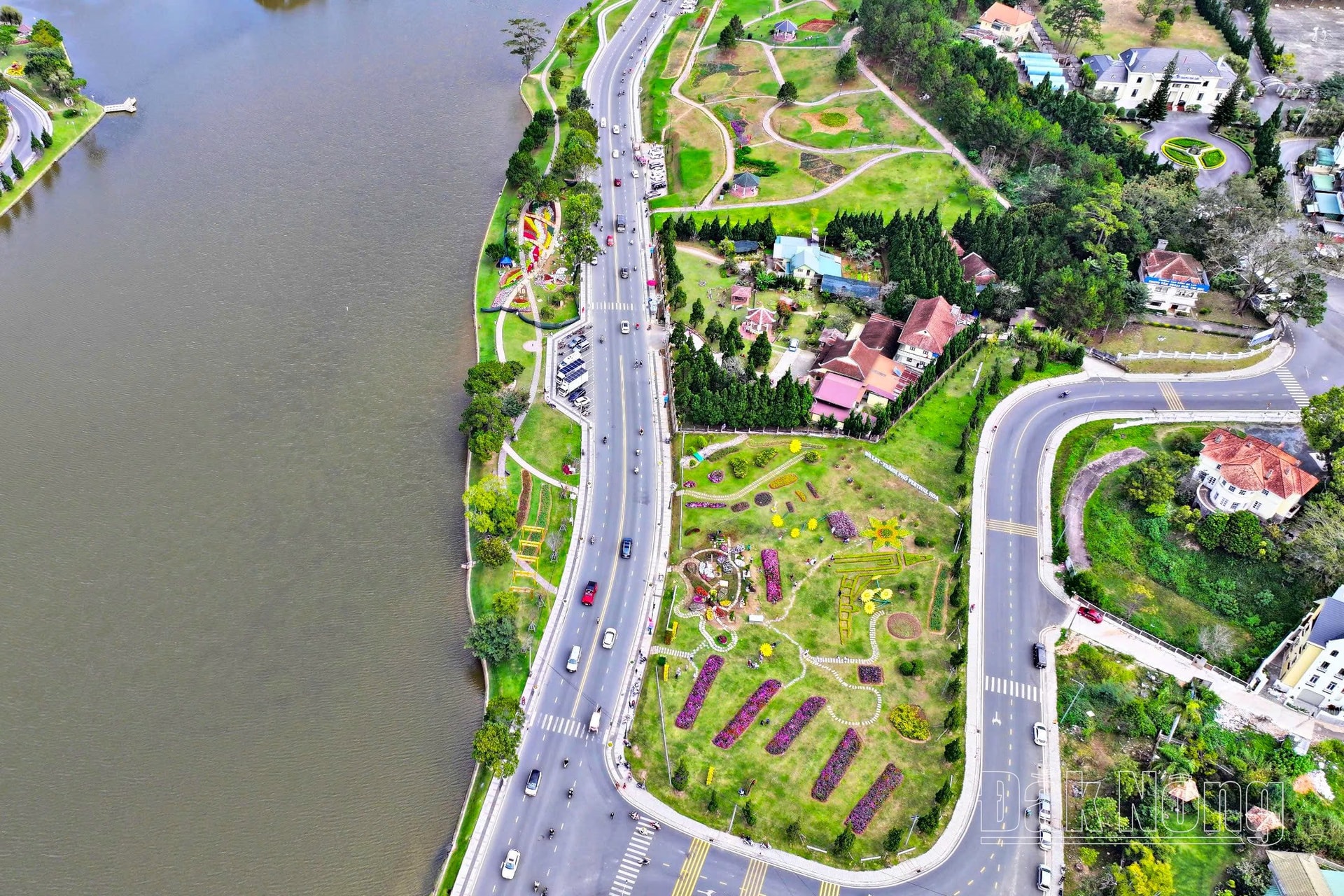 anh 1 thanh pho ngan hoa