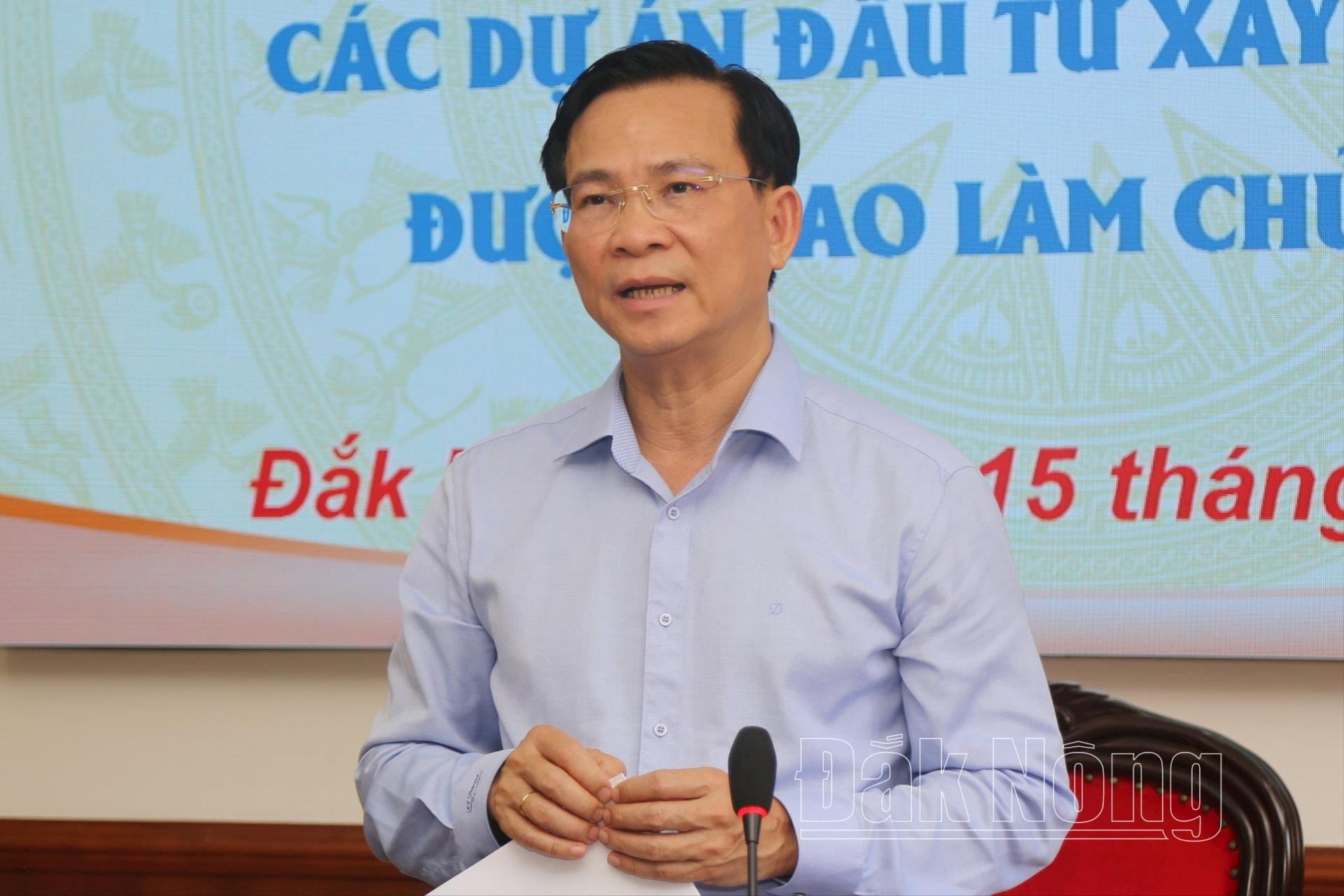 Phó Bí thư Tỉnh ủy, Chủ tịch UBND tỉnh Hồ Văn Mười nhấn mạnh, vấn đề lớn nhất hiện nay là GPMB. Phải GPMB, mới tiến hành thi công công trình được