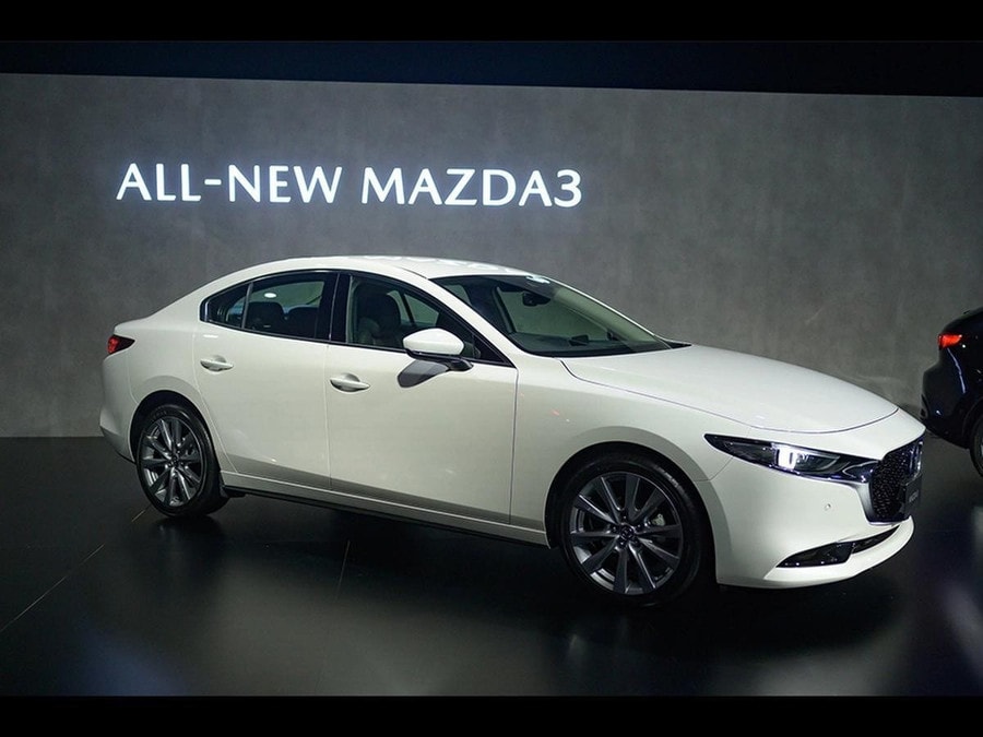 Thiết kế KODO hiện đại, Mazda3 2021 hút mắt ngay từ cái nhìn đầu tiên. Ảnh S.T mazda-3-2021-cho-ra-mat-rat-nhieu-phien-ban.jpg
