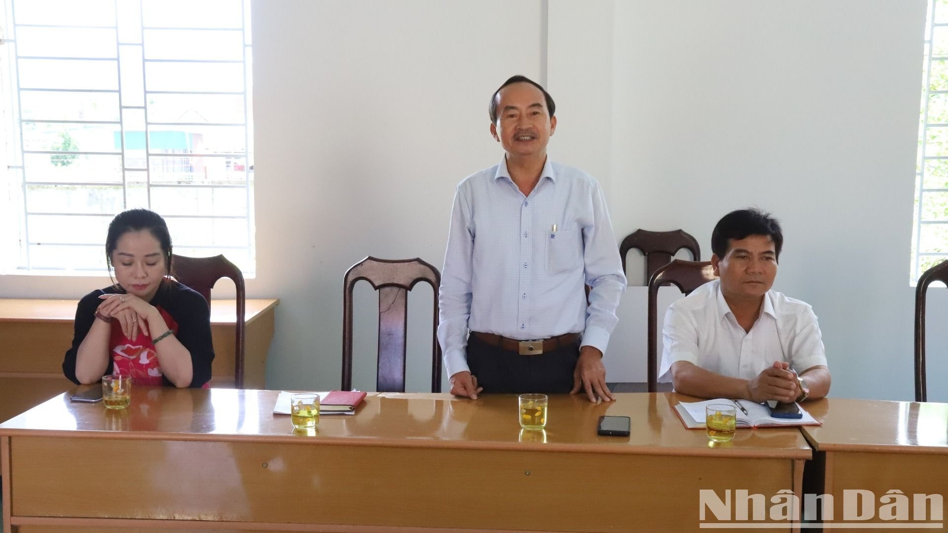 Báo Nhân Dân trao tặng kinh phí xây dựng 5 nhà đại đoàn kết tại huyện vùng sâu M’Drắk ảnh 5