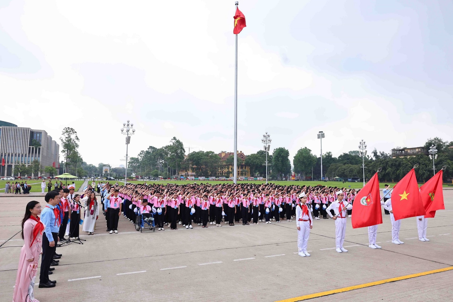 chau-ngoan-bac-ho-2.jpg