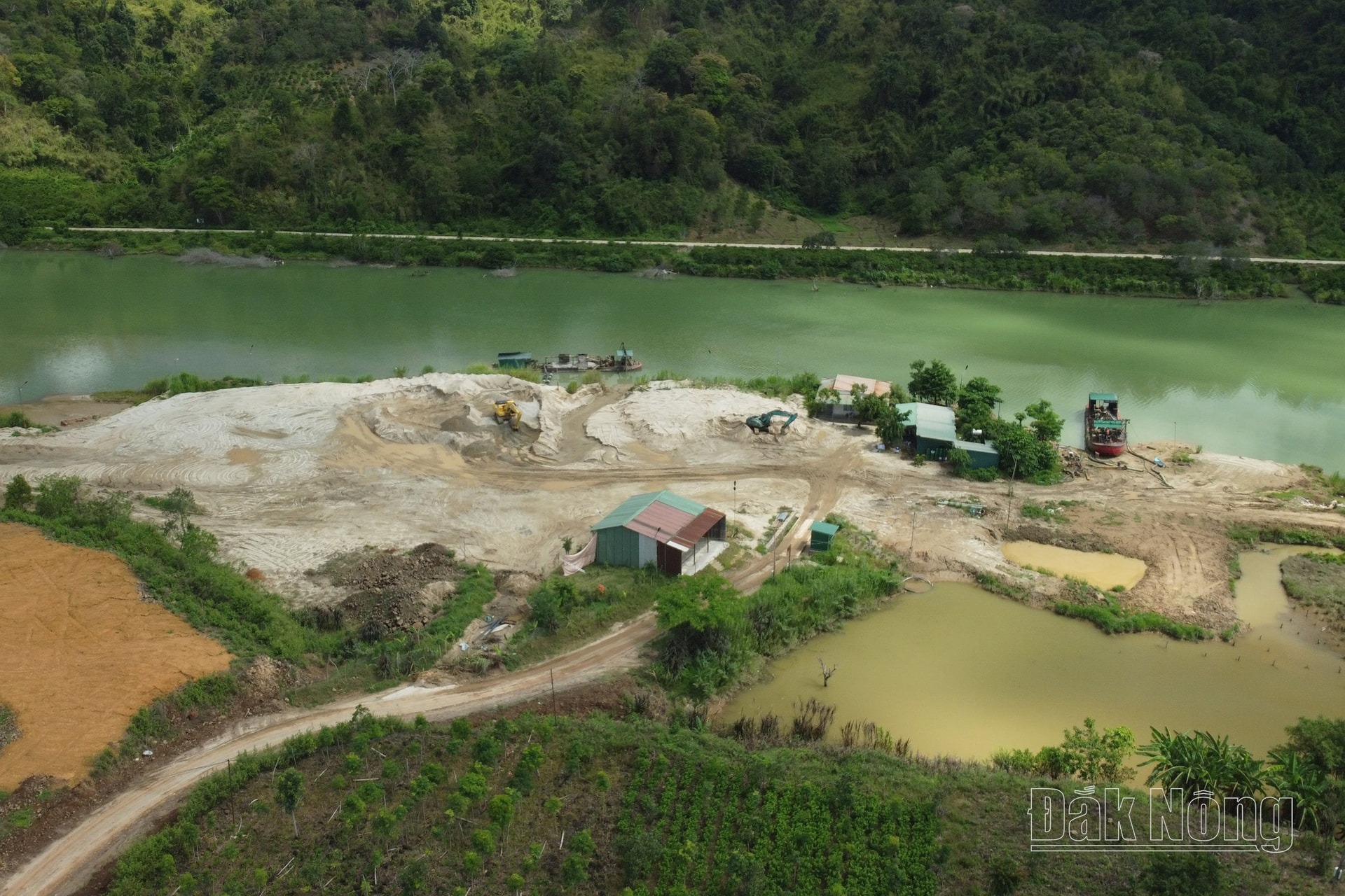 a DJI_0557